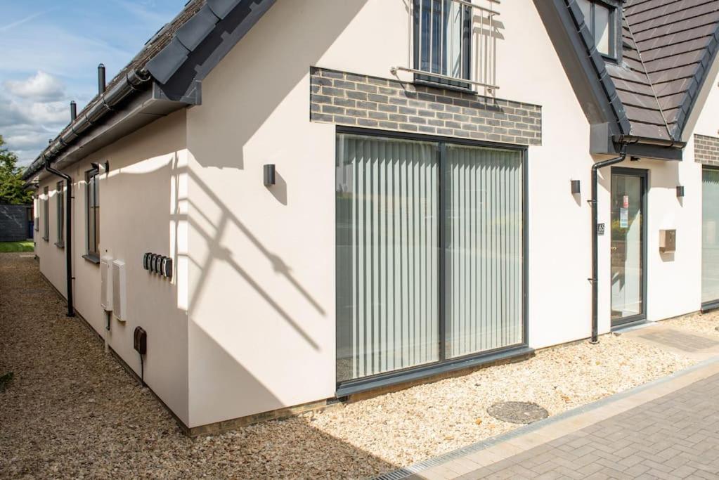 Appartamento Maisy - Two Bed Lux Flat - Parking, Netflix, Wifi - Close To Blenheim Palace & Oxford - F2 Kidlington